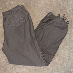 ARITZIA TNA PANTS